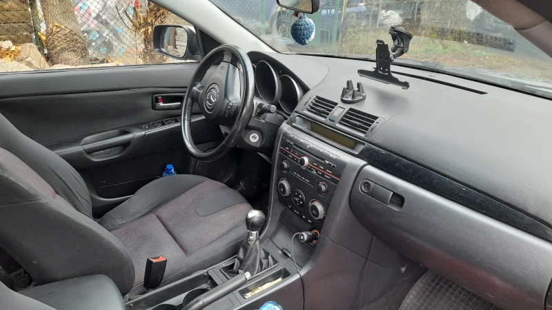 Mazda 3, снимка 6 - Автомобили и джипове - 48188234