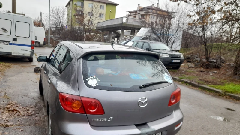 Mazda 3, снимка 3 - Автомобили и джипове - 48188234