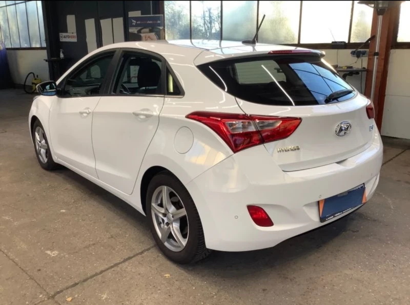 Hyundai I30 ОЧАКВАН ВНОС* 1.6 CRDI* AUTOMATIC* NAVI* KTEO* COC, снимка 5 - Автомобили и джипове - 48255811