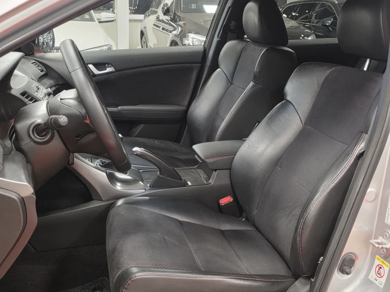 Honda Accord Type S | 2.2 i-DTEC 180кс | Топ състояние , снимка 10 - Автомобили и джипове - 51860771