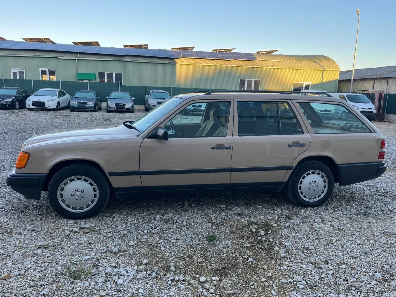 Mercedes-Benz 124 230TE, снимка 4 - Автомобили и джипове - 52174255
