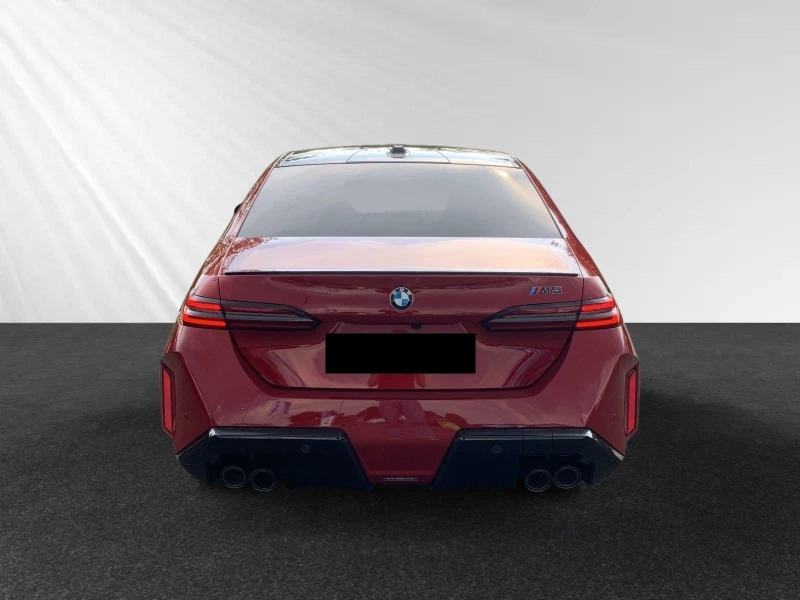 BMW M5 HYBRID B&W HEAD UP CARBON 360, снимка 4 - Автомобили и джипове - 52203475