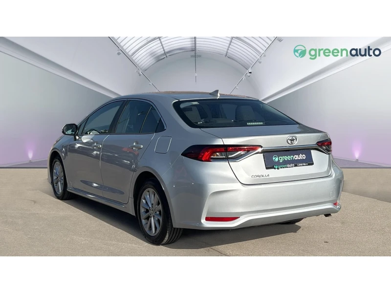 Toyota Corolla 1. 6 VVT-i   M/T, Месечна вноска от 577 лв., снимка 2 - Автомобили и джипове - 52439942