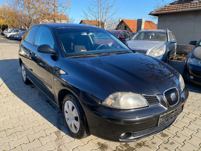 Seat Ibiza 1.4i 75к.с, снимка 6 - Автомобили и джипове - 52798594