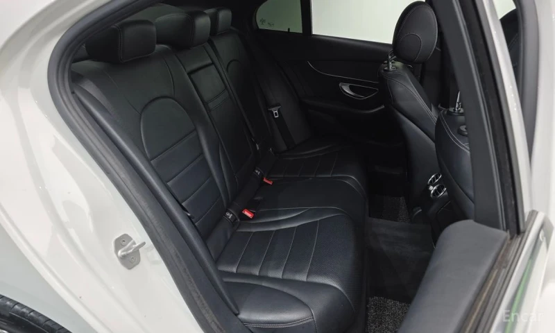 Mercedes-Benz C 250, снимка 12 - Автомобили и джипове - 53192011