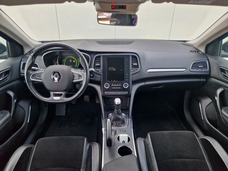 Renault Megane 1.5DCi Euro6, снимка 11 - Автомобили и джипове - 53363804
