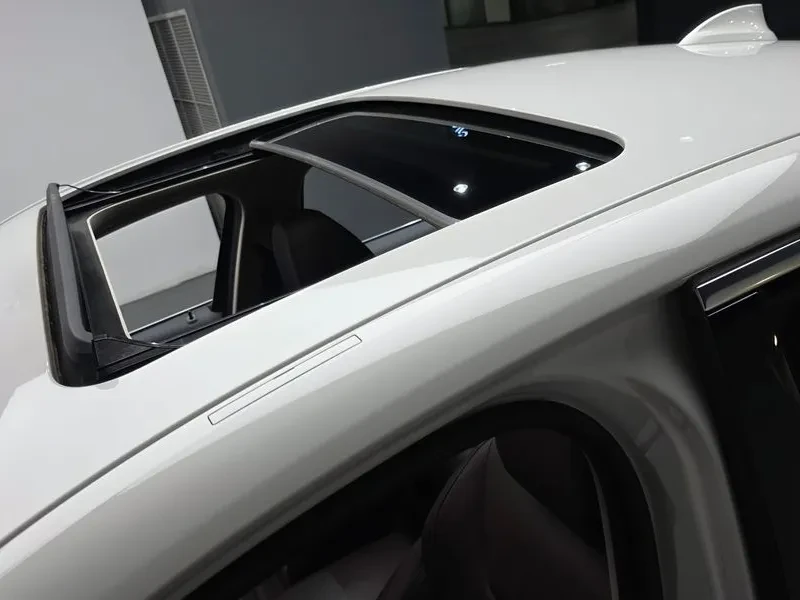 BMW 330 M Sports Hybrid - САМО 30% АВАНС, снимка 14 - Автомобили и джипове - 55991878
