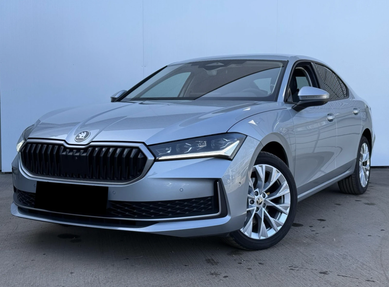 Skoda Superb 2.0TDI Selection Гаранция/360/Дистроник/Алкантара, снимка 1