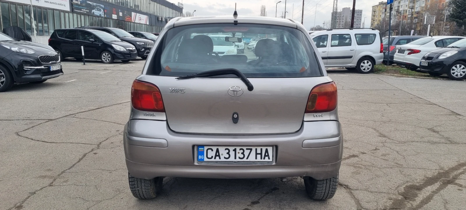 Toyota Yaris 1.0i 65k.c  - изображение 4