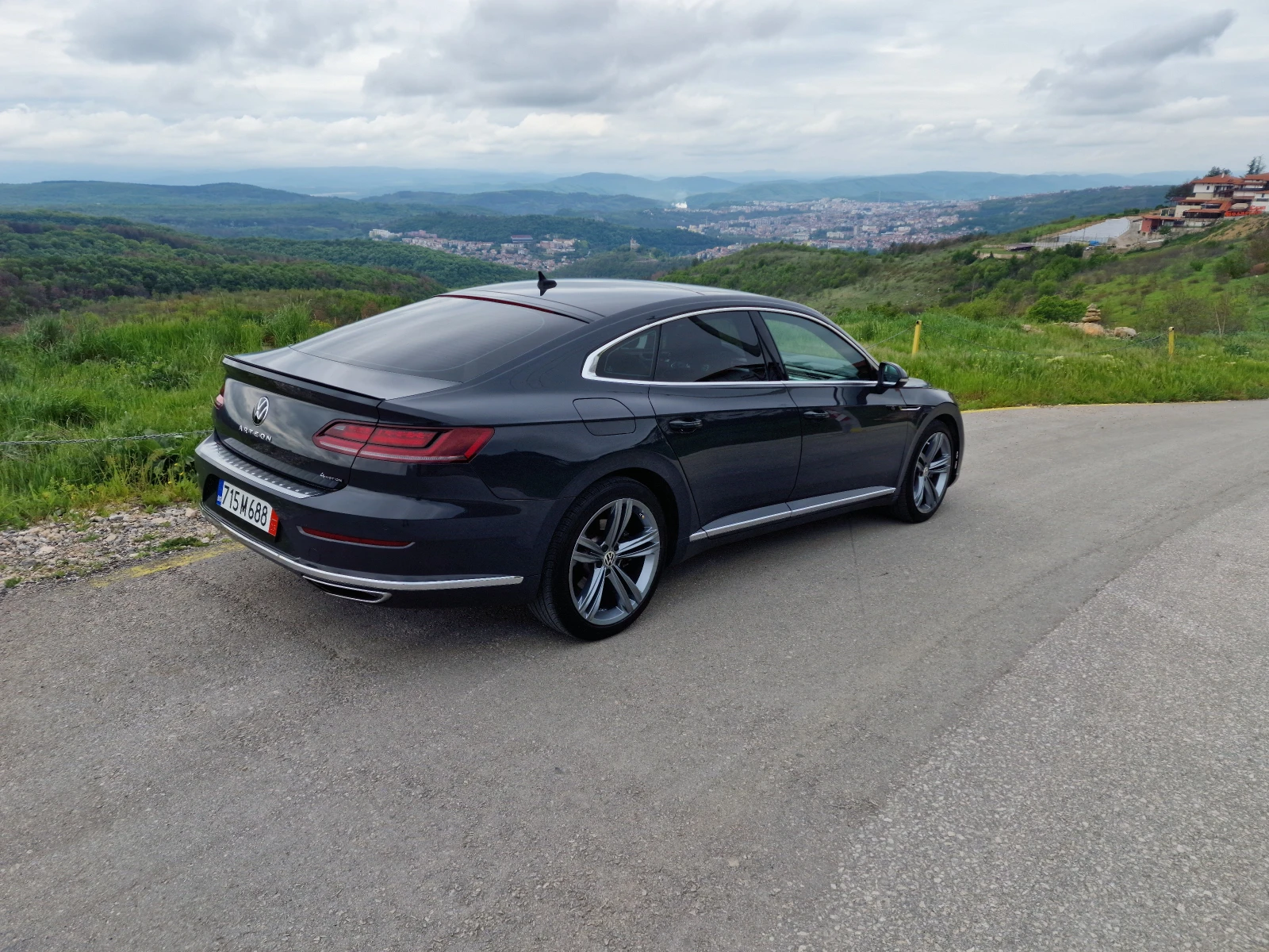 VW Arteon 2.0 TSI 280 R-line 4motion DSG - изображение 4