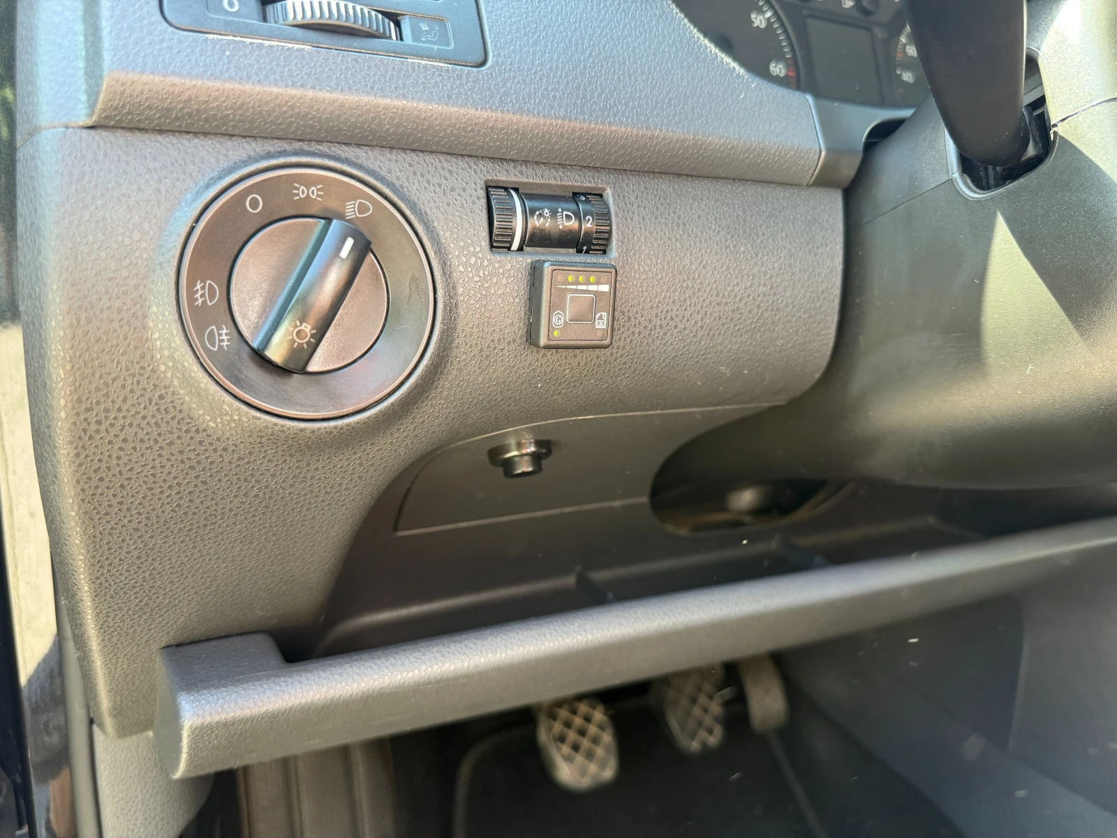 VW Polo АГУ, 1.4 - изображение 5