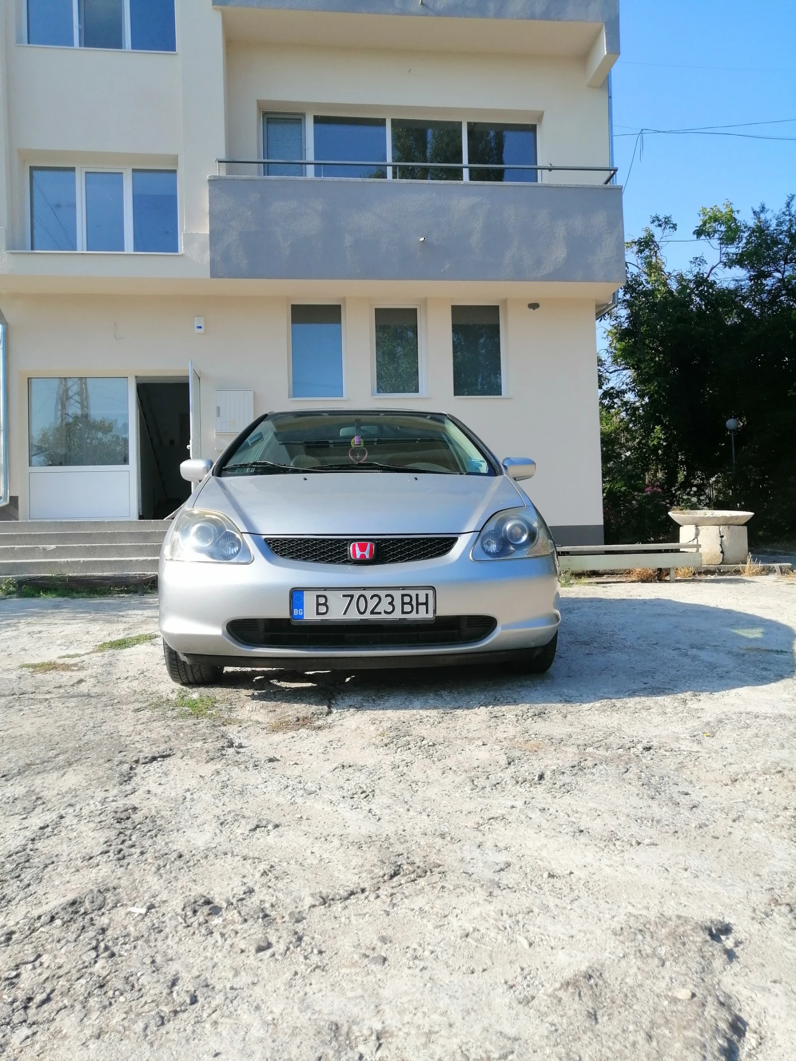 Honda Civic 1.4i - изображение 2