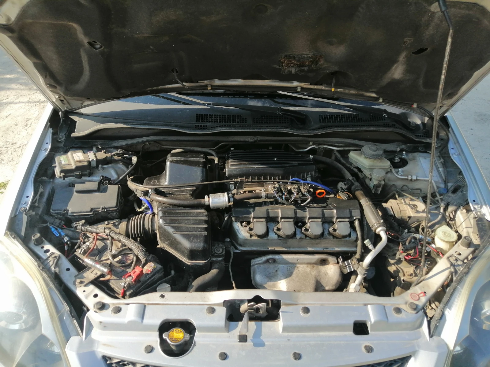 Honda Civic 1.4i - изображение 8