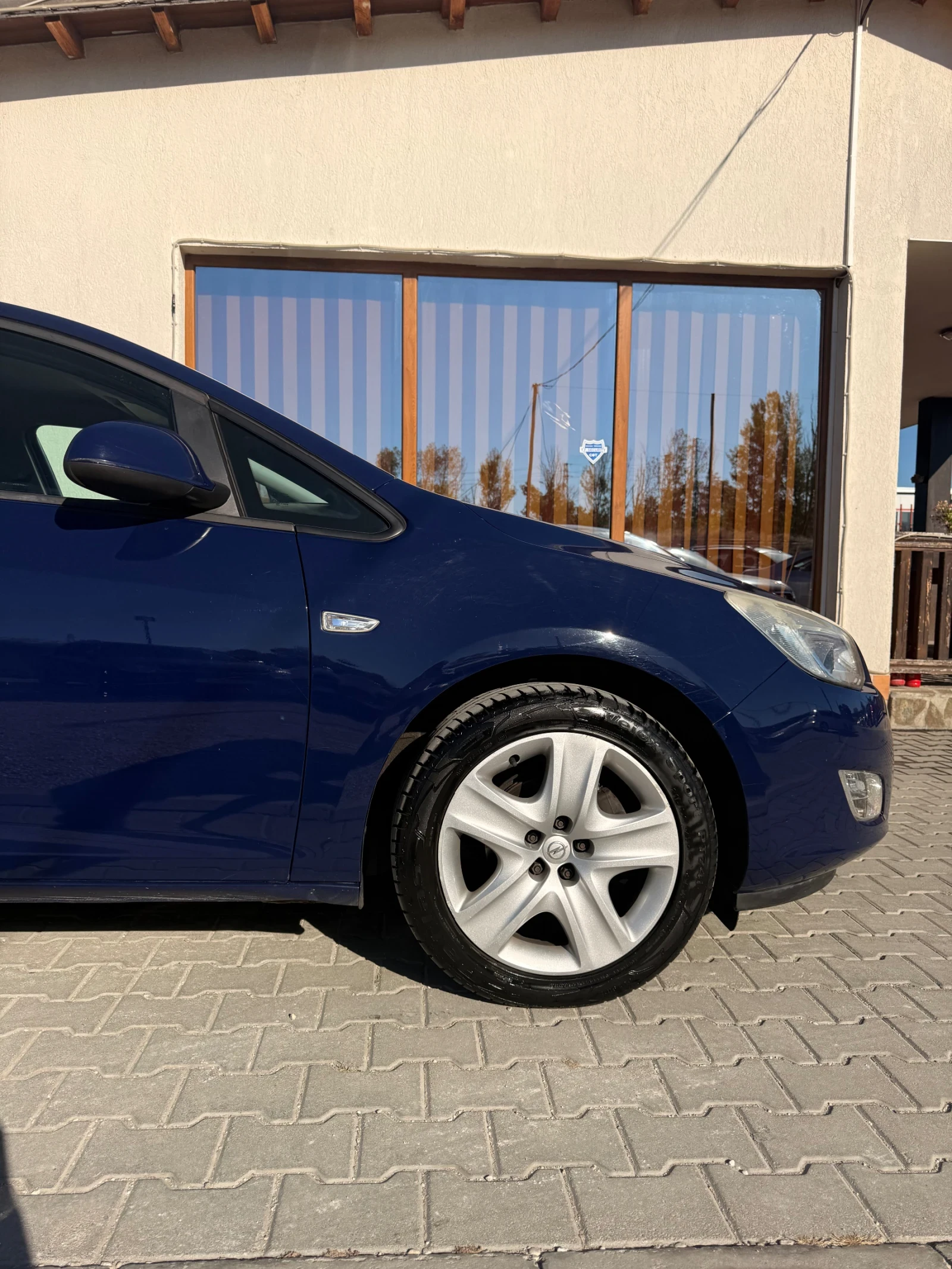 Opel Astra  * * * * *  | Mobile.bg   4