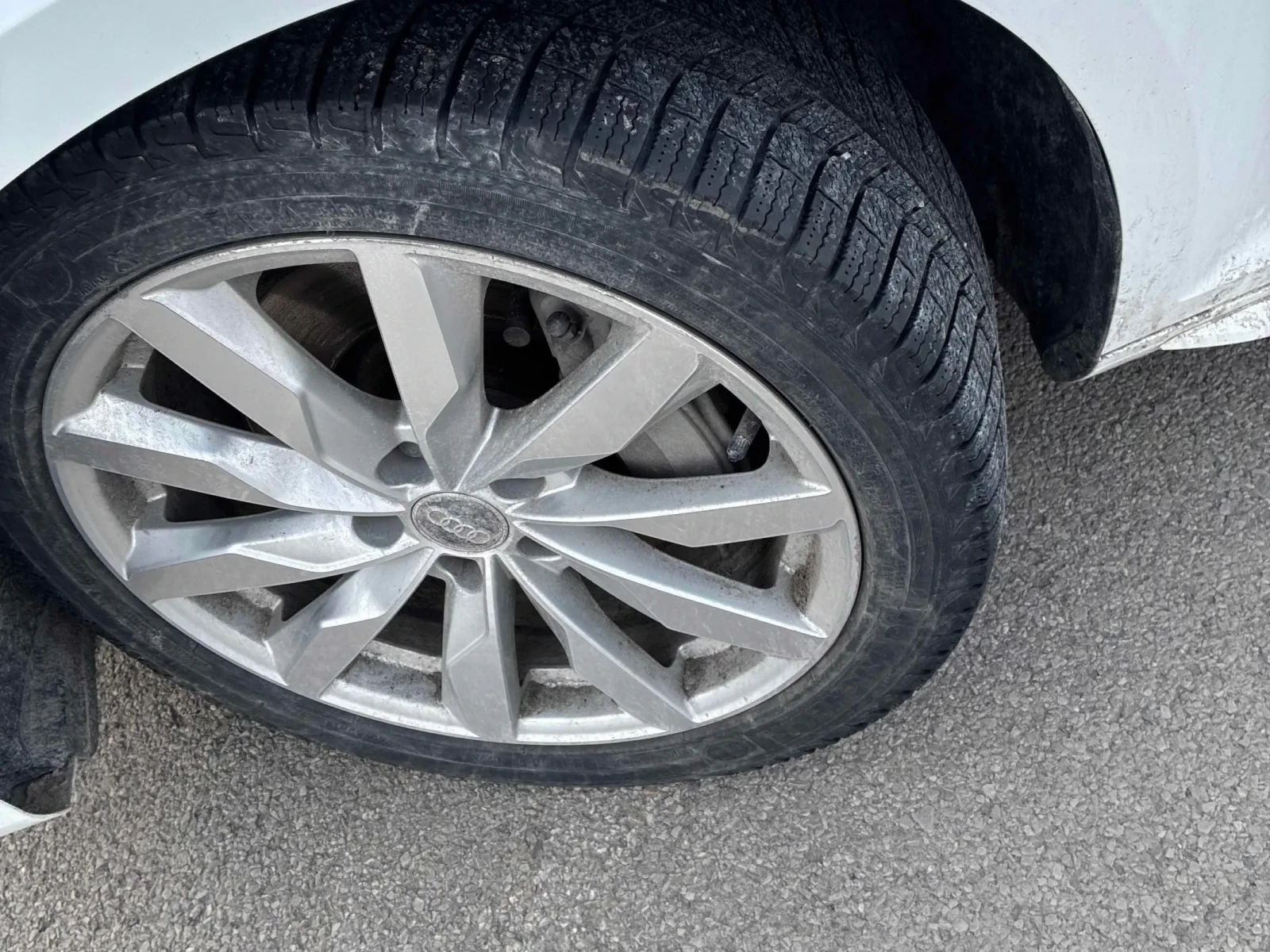 Audi A4 Komfort  CARFAX, снимка 7 - Автомобили и джипове - 53730775