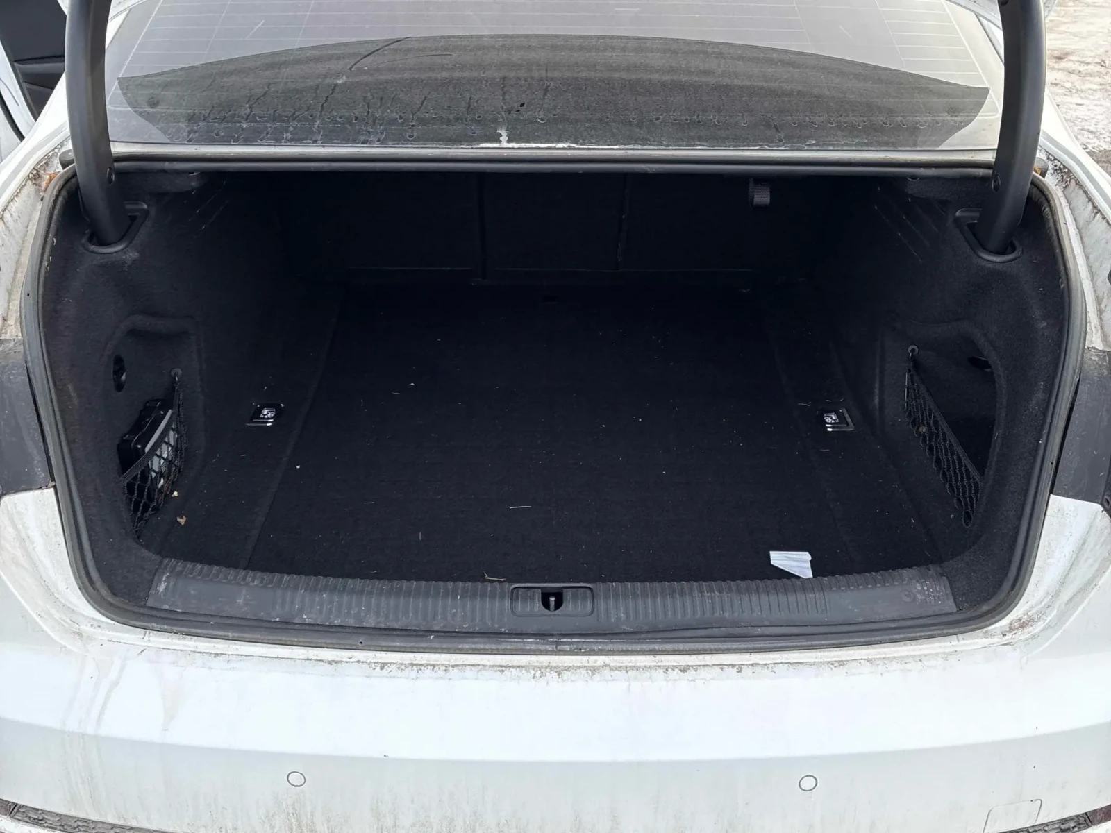 Audi A4 Komfort  CARFAX, снимка 14 - Автомобили и джипове - 53730775