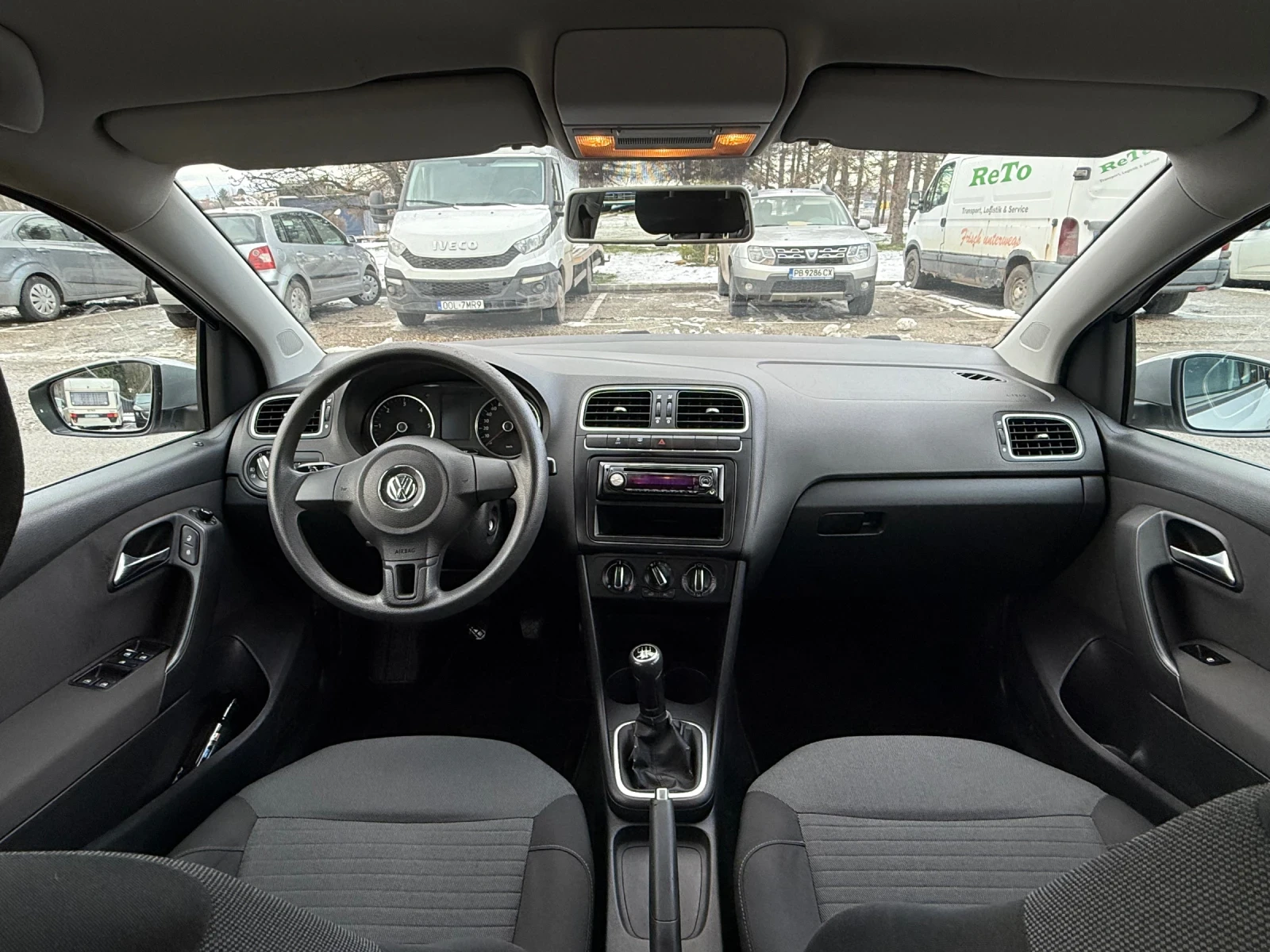 VW Polo 1.6TDI 90кс, снимка 12 - Автомобили и джипове - 53732687