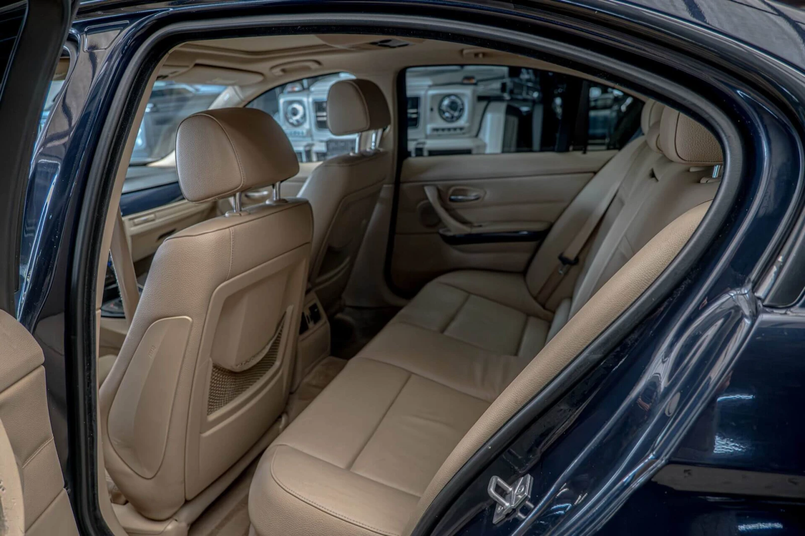 BMW 335 iX/Подгрев/Xenon/USB/CCBF/Light Package/F1, снимка 8 - Автомобили и джипове - 54063674