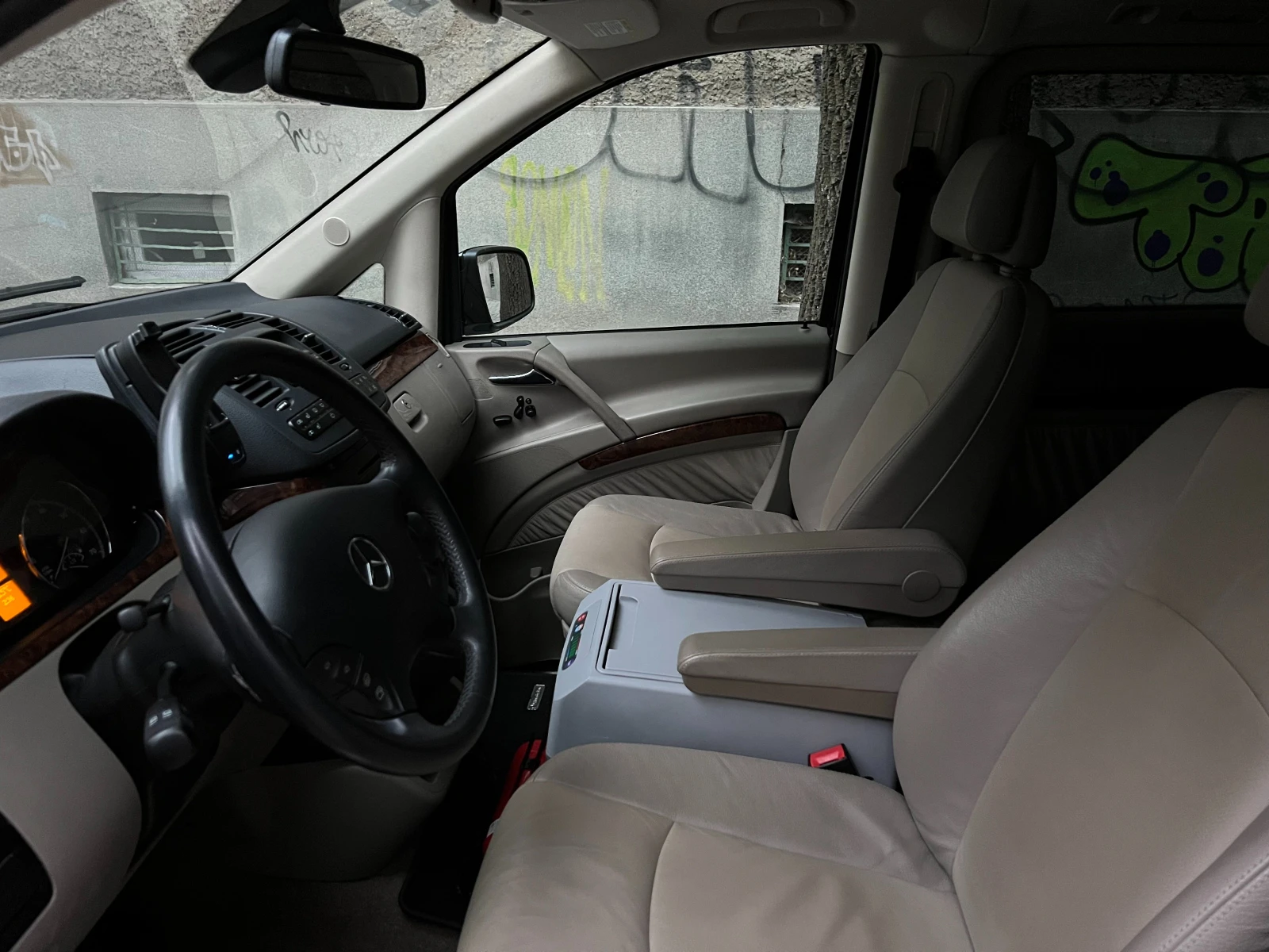 Mercedes-Benz Viano, снимка 4 - Автомобили и джипове - 54390950