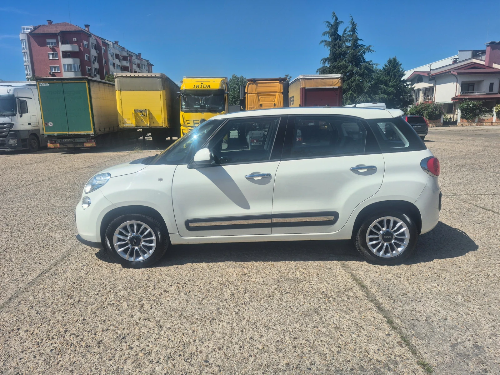 Fiat 500L 151000 км, снимка 8 - Автомобили и джипове - 54566219