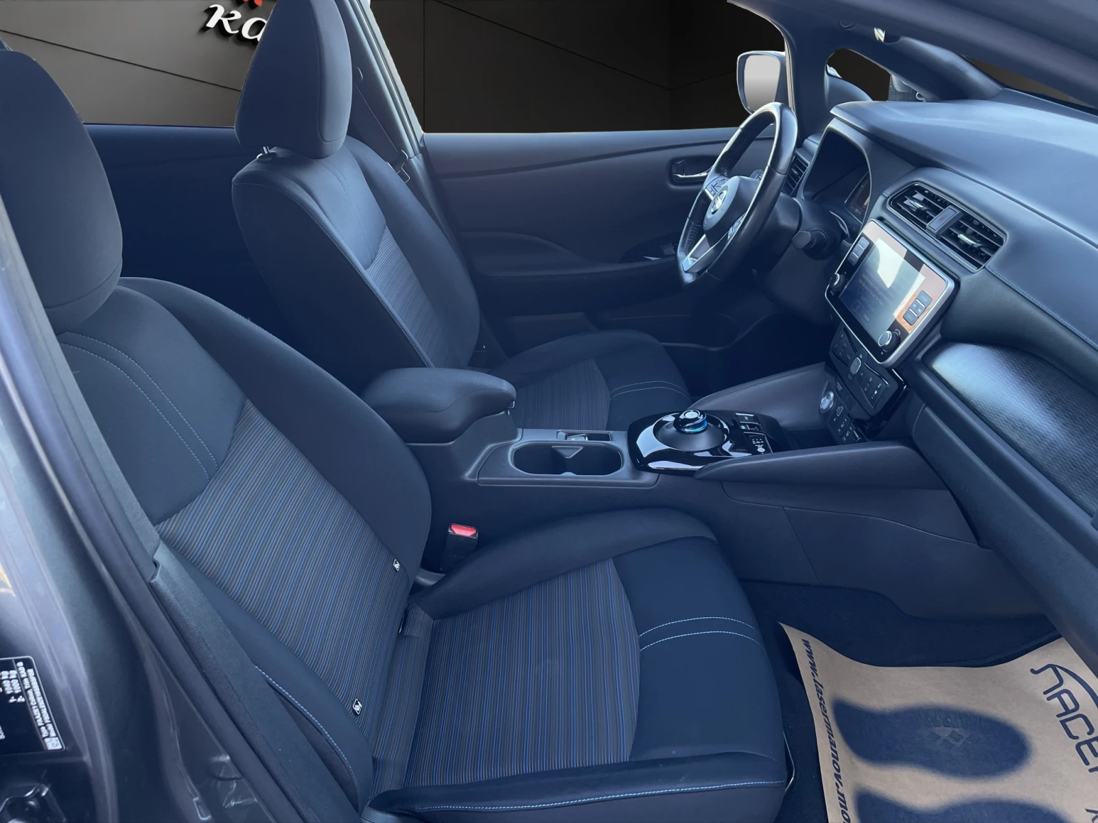 Nissan Leaf  TEKNA+ 360* , снимка 15 - Автомобили и джипове - 54607717