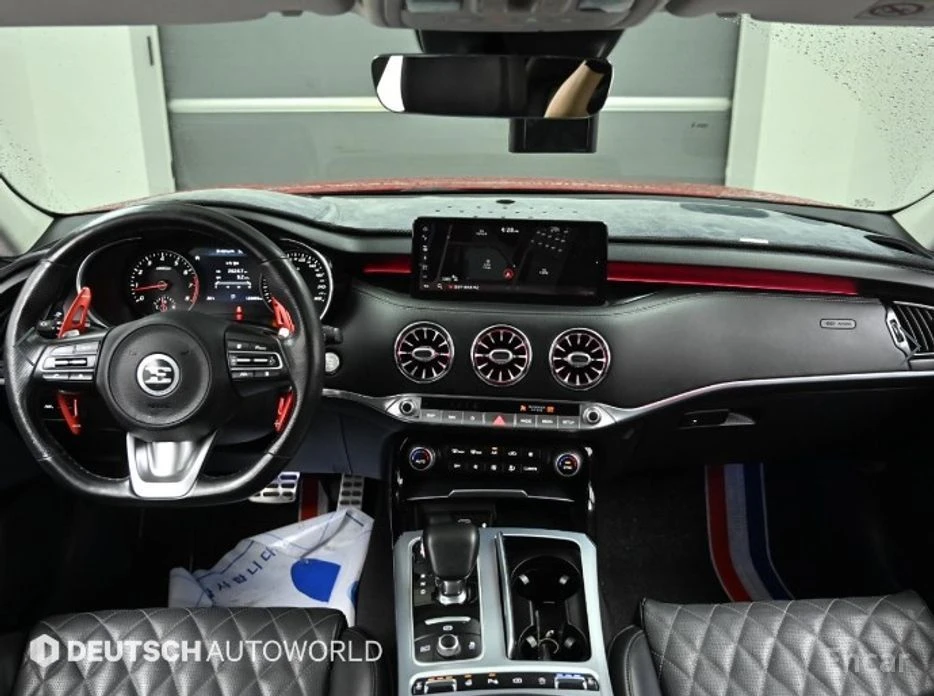 Kia Stinger, снимка 7 - Автомобили и джипове - 54640772