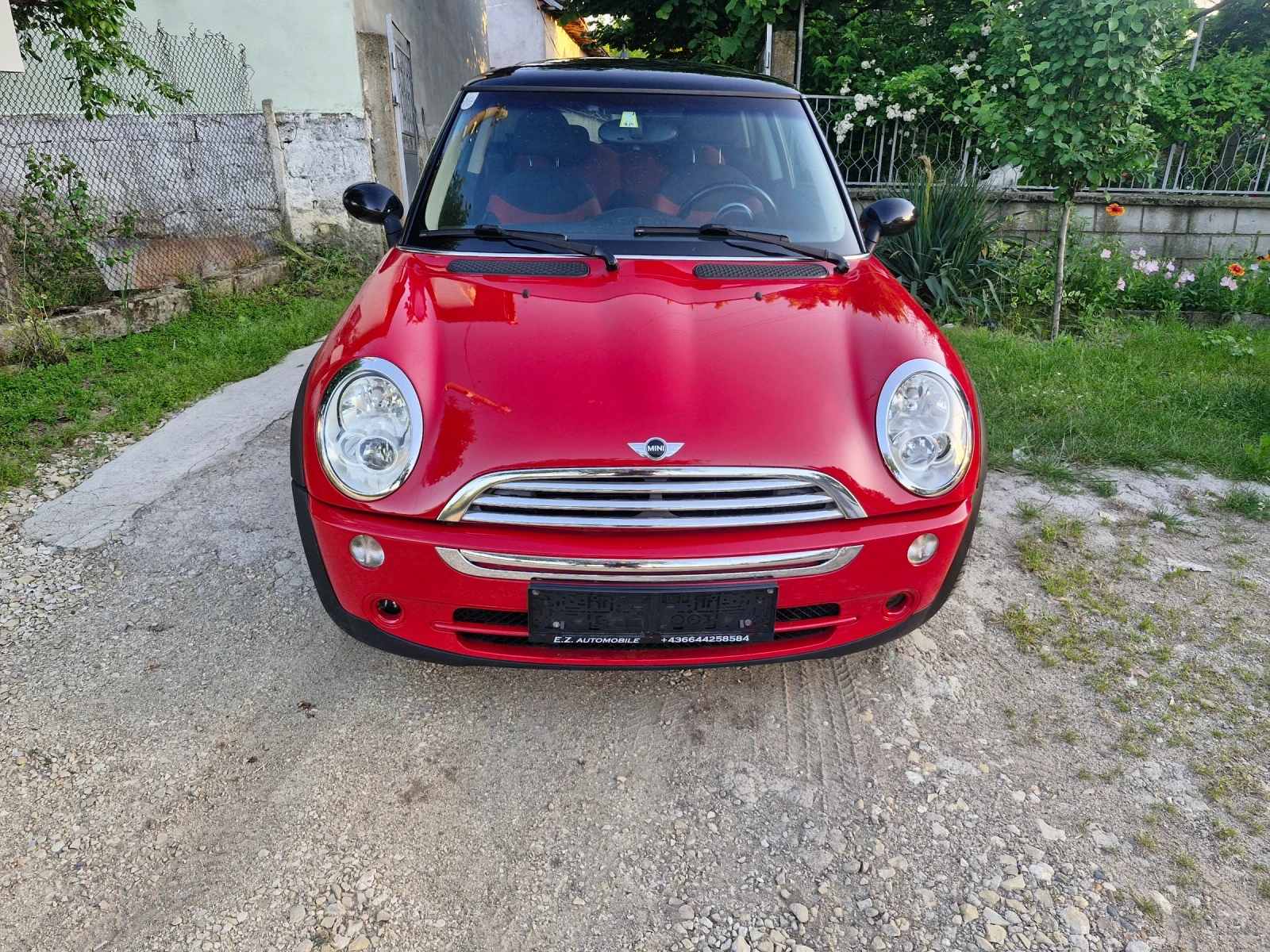 Mini One 1.6i, снимка 2 - Автомобили и джипове - 54693012