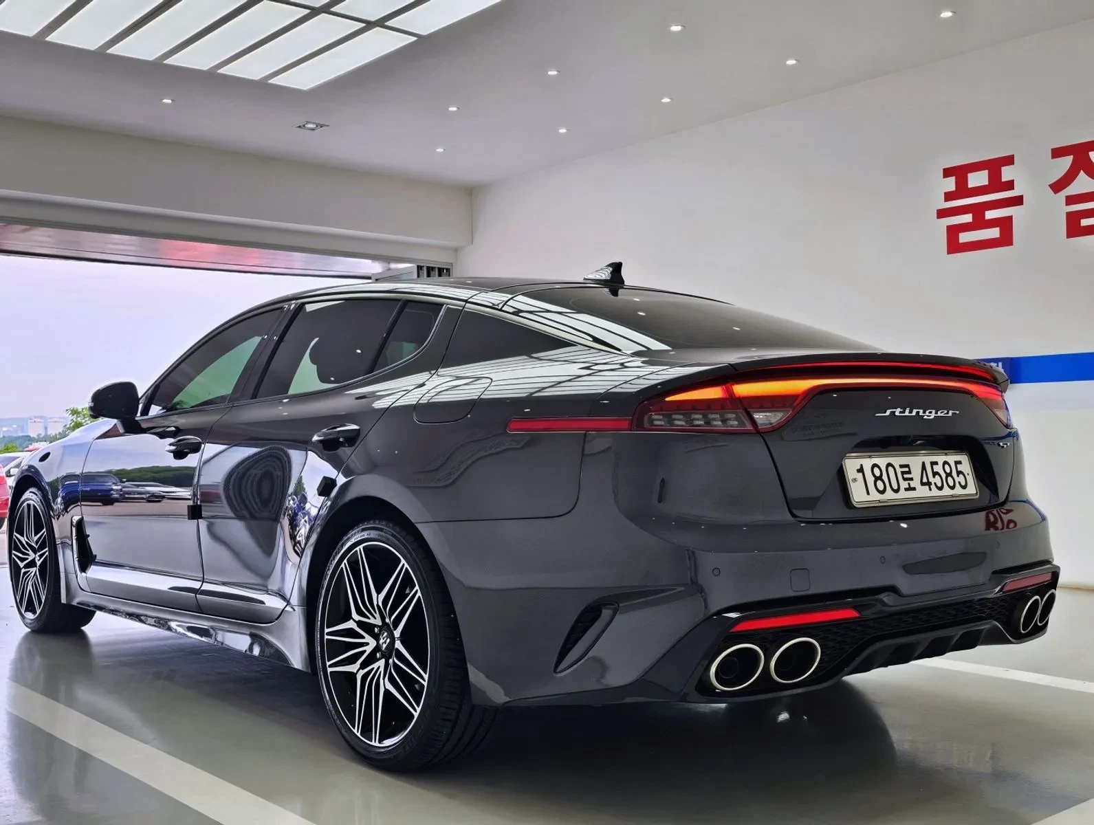 Kia Stinger 3.3 Gt Masters Turbo Package, снимка 2 - Автомобили и джипове - 54723294