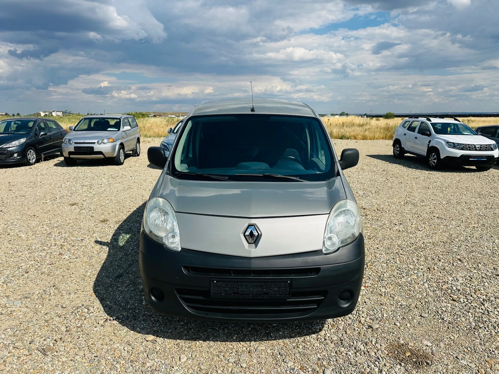 Renault Kangoo 1.6 16v 106кс., снимка 2 - Автомобили и джипове - 54912201