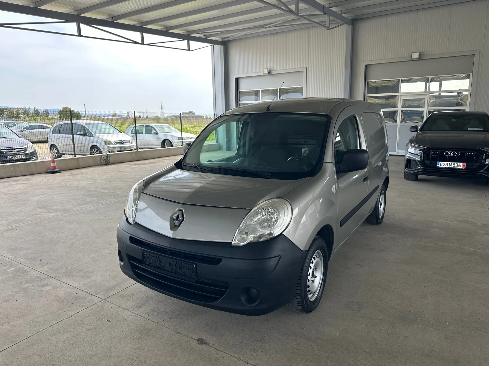 Renault Kangoo 1.6 Газов инж