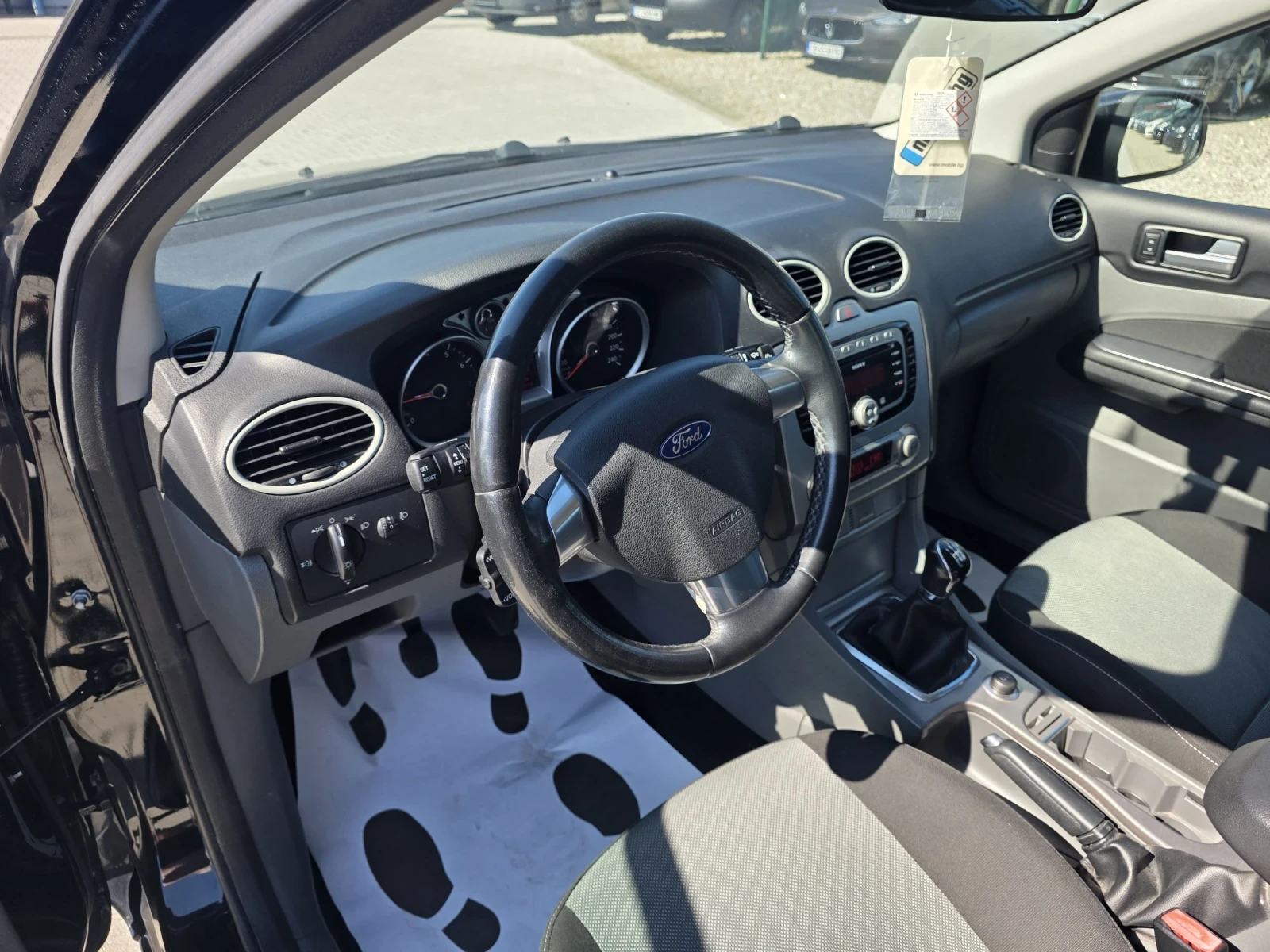 Ford Focus 1.6i EURO5A Лизинг, снимка 10 - Автомобили и джипове - 55044236