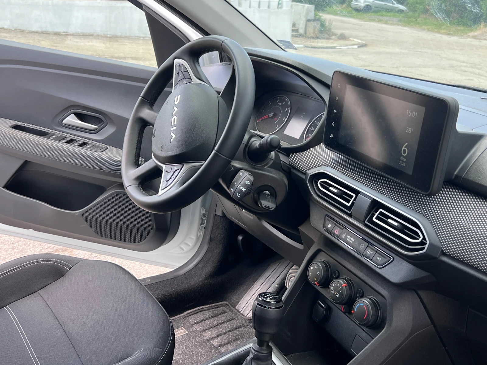 Dacia Sandero, снимка 11 - Автомобили и джипове - 55177260