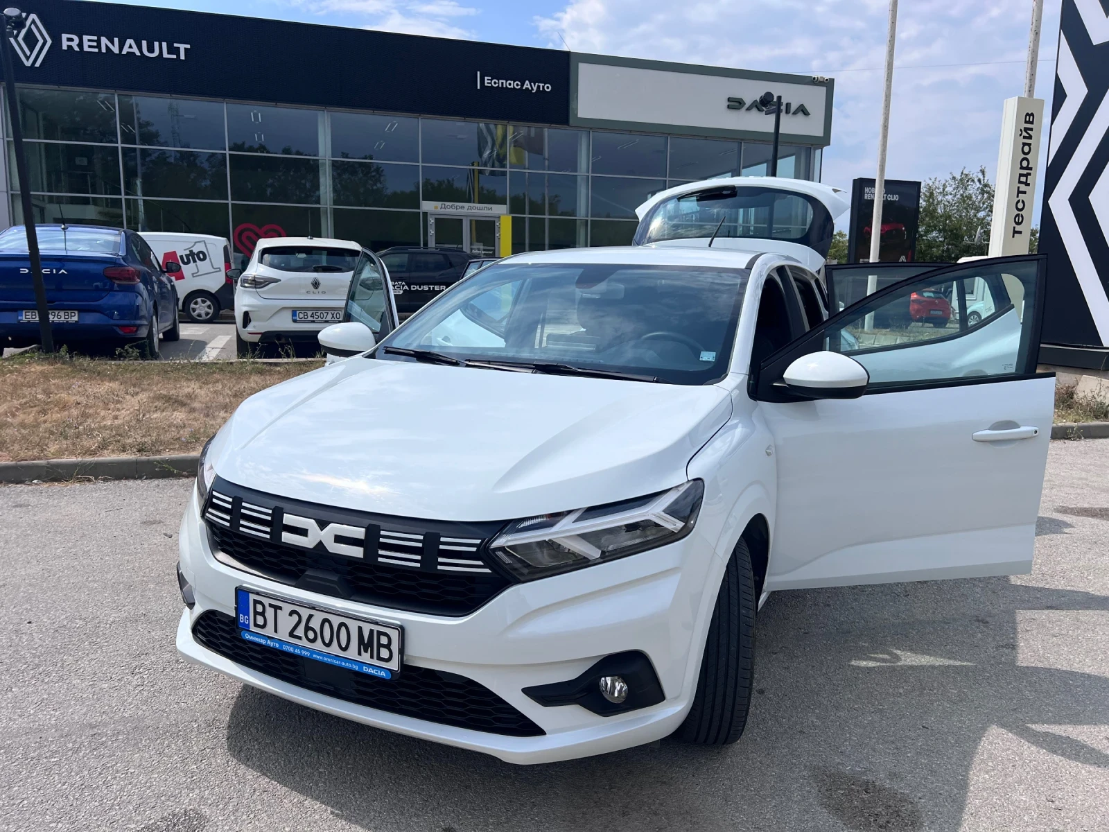 Dacia Sandero, снимка 7 - Автомобили и джипове - 55711758