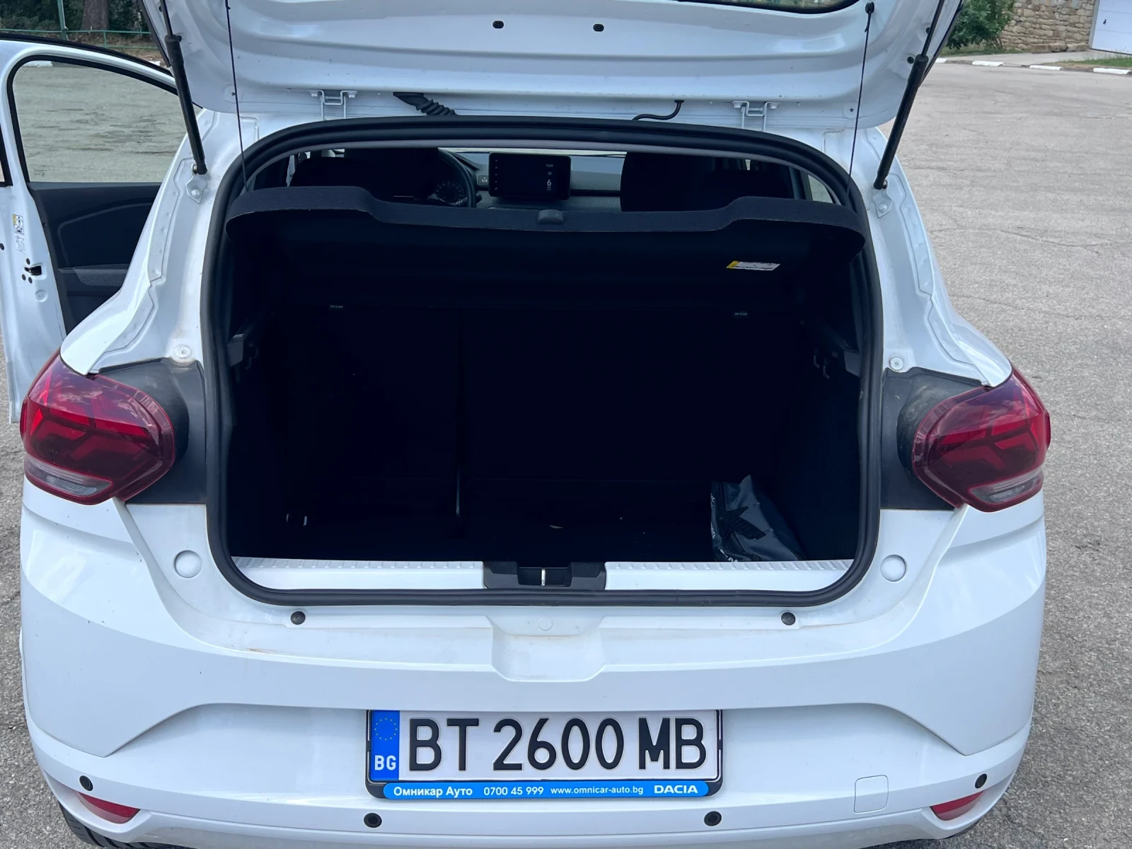 Dacia Sandero, снимка 8 - Автомобили и джипове - 55177260