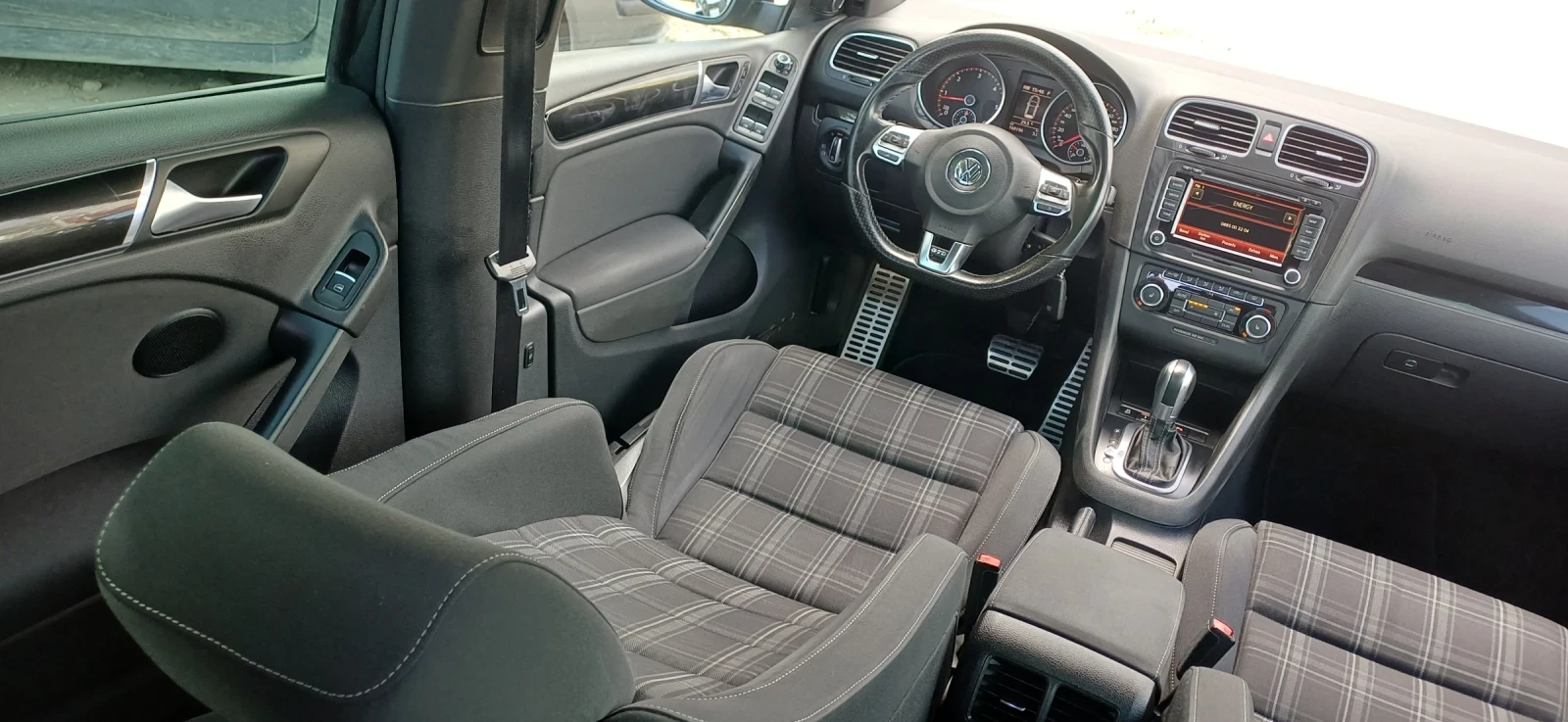 VW Golf 2.0 TDI GTD 170к.с., снимка 11 - Автомобили и джипове - 55435740