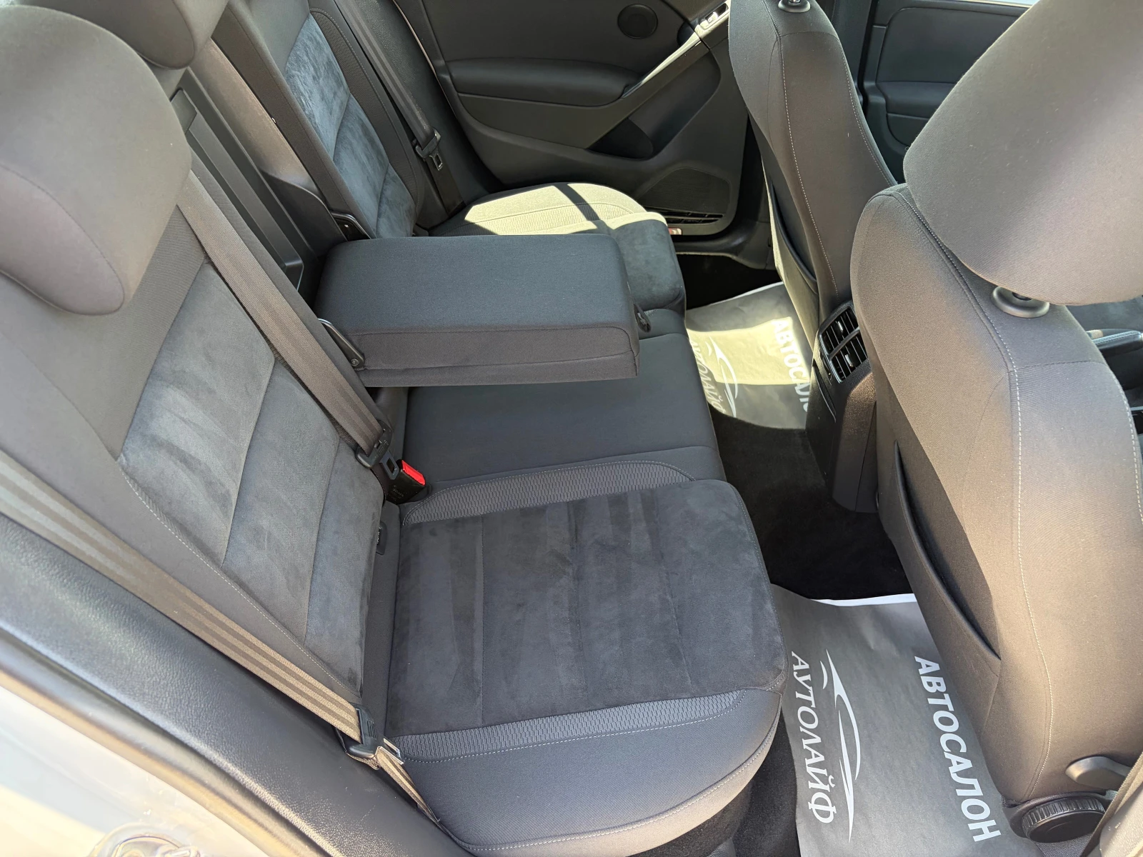 VW Golf HIGHLINE 1.6TDI ����� �������� ������� ����������� | Mobile.bg � ����������� 13