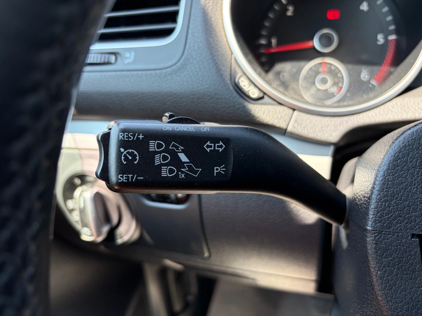 VW Golf HIGHLINE 1.6TDI ����� �������� ������� ����������� | Mobile.bg � ����������� 17