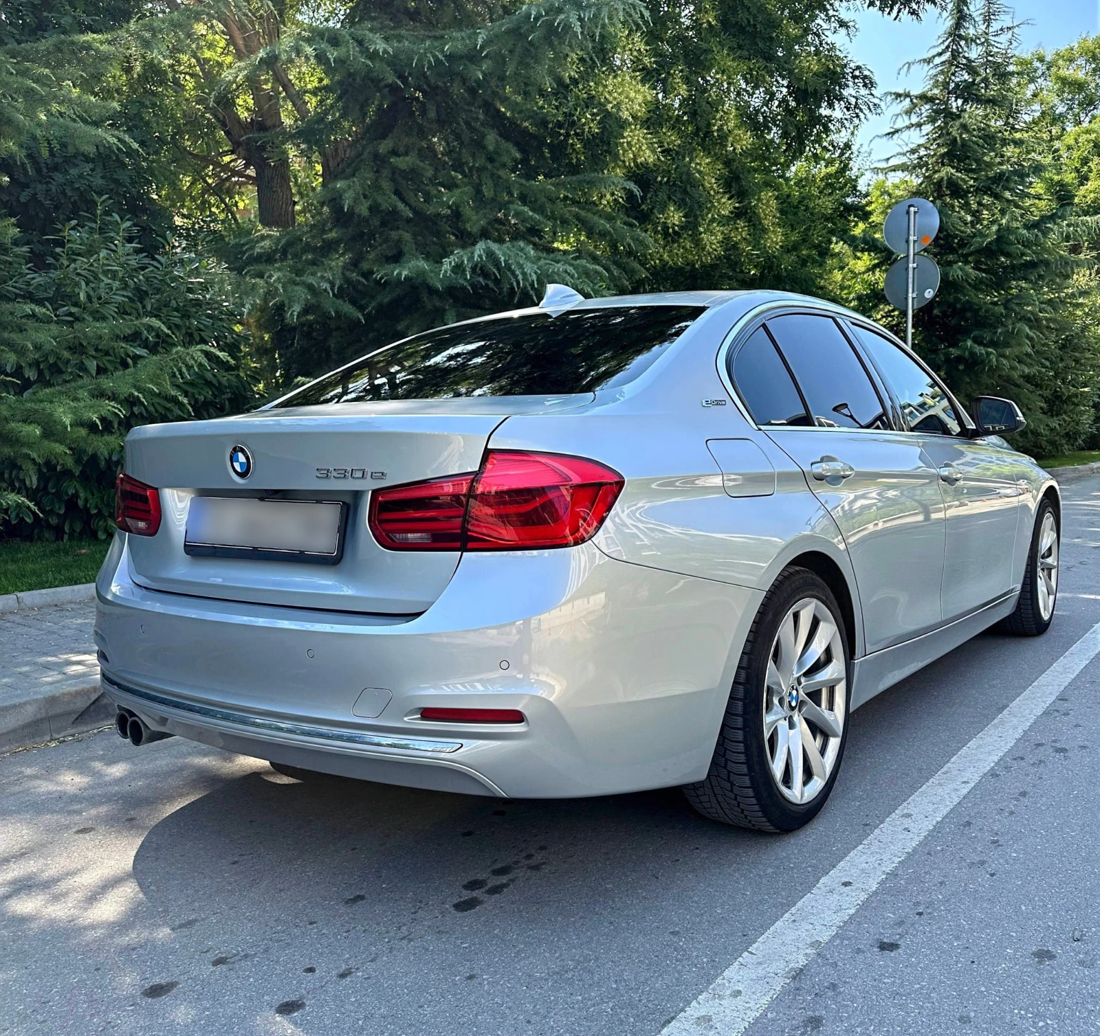 BMW 330 330E Head-Up Facelift, снимка 3 - Автомобили и джипове - 55533978