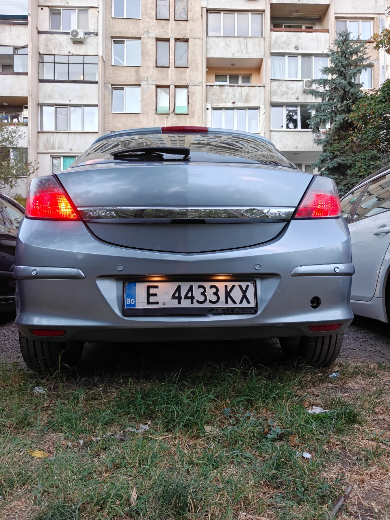 Opel Astra Opel Astra H GTC (2005)   1.9 CDTI (180+ к.с.), снимка 3 - Автомобили и джипове - 56260292