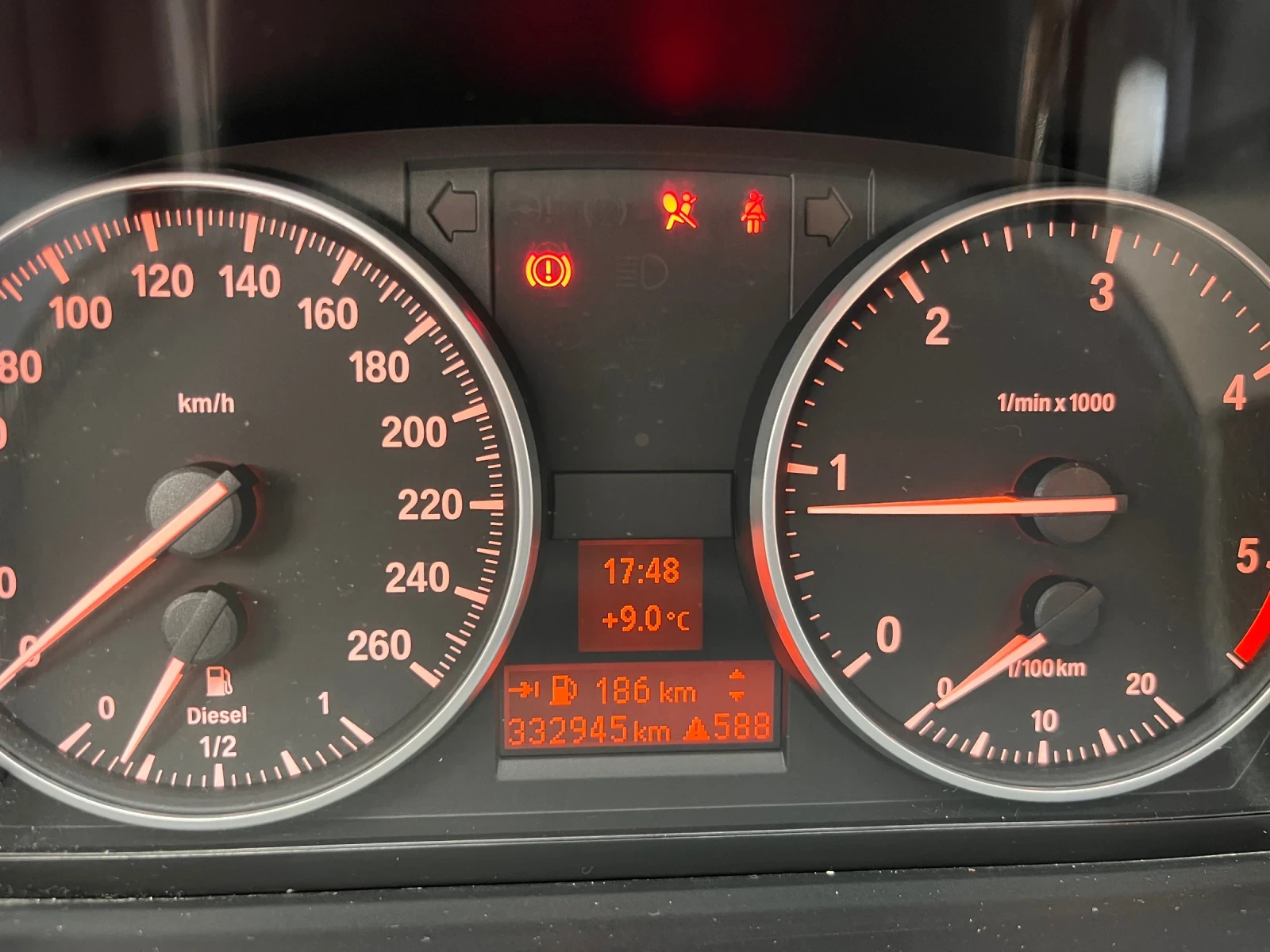BMW 318, снимка 11 - Автомобили и джипове - 56554926