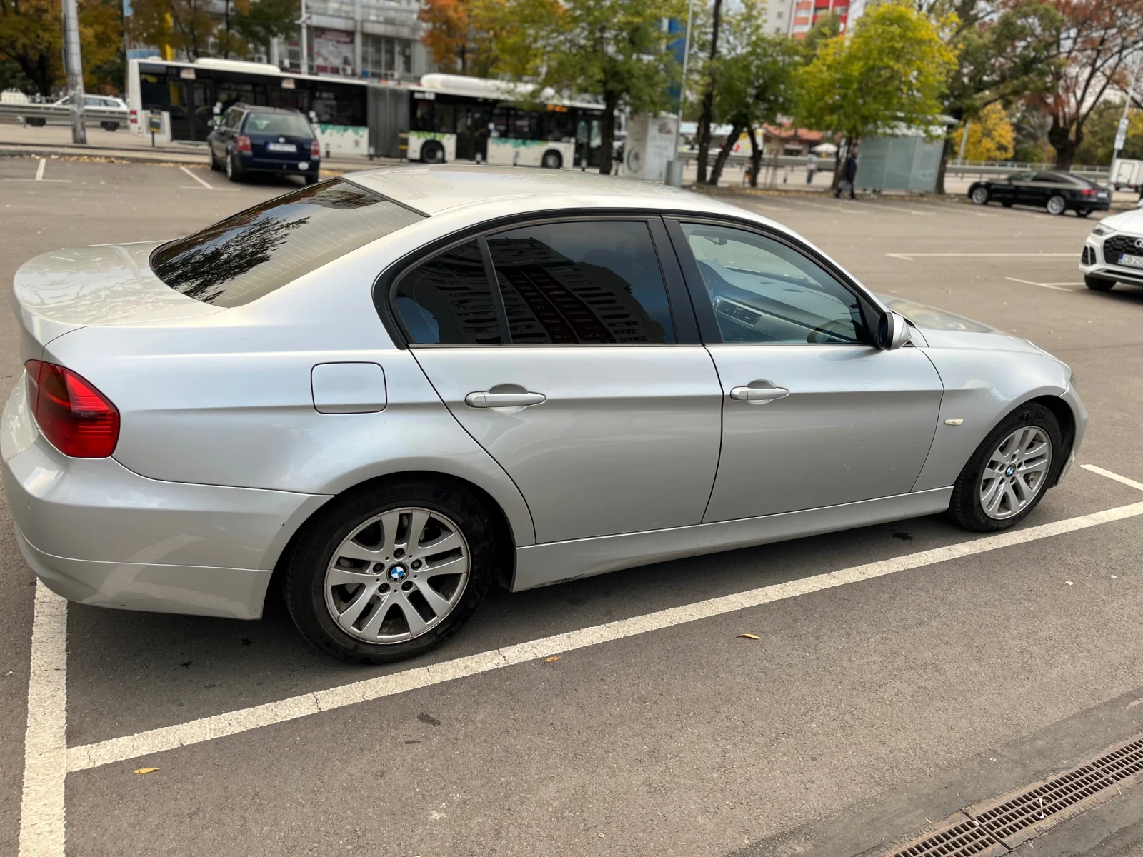BMW 318, снимка 4 - Автомобили и джипове - 56554926