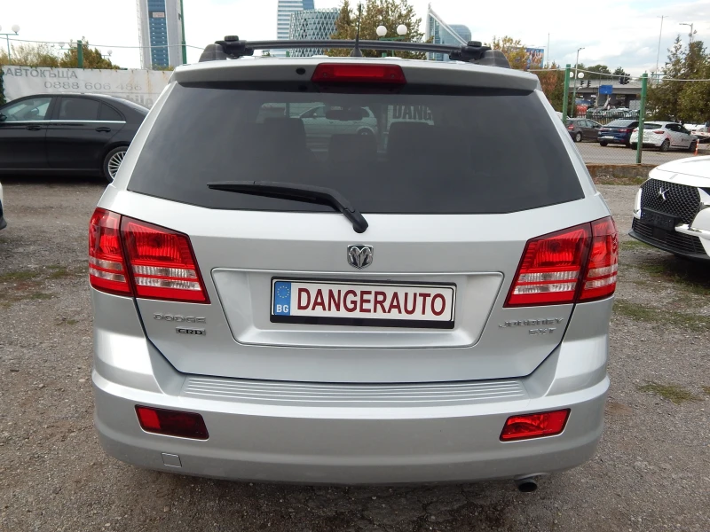 Dodge Journey 2.0CRDI* ПЕРФЕКТНА* , снимка 5 - Автомобили и джипове - 47270502