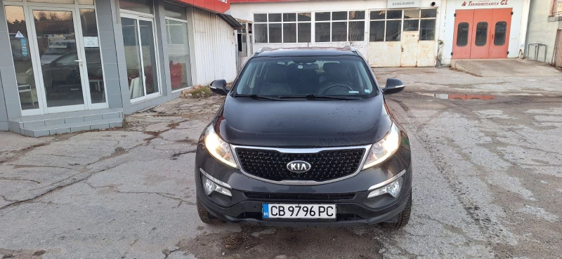 Kia Sportage 1.6 GDI, снимка 4 - Автомобили и джипове - 48210851