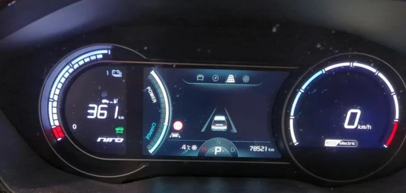 Kia Niro EV 64kWh full electric 204PS, снимка 9 - Автомобили и джипове - 52712239