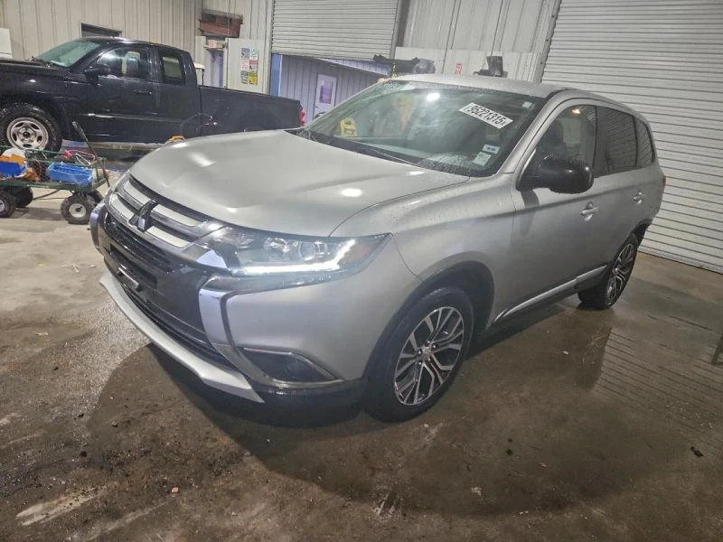 Mitsubishi Outlander SE
