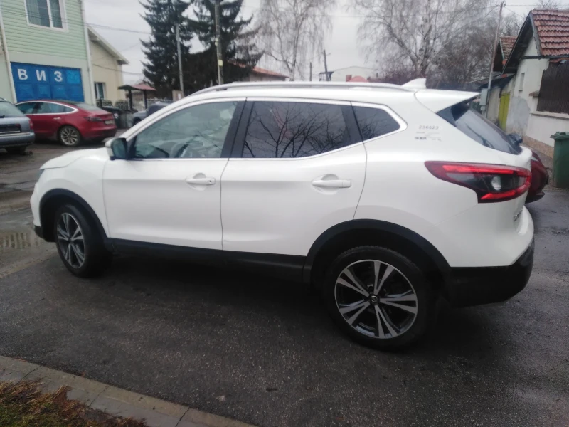 Nissan Qashqai 1.2 i FACE 360 камера, key less, panorama. , снимка 4 - Автомобили и джипове - 53305814