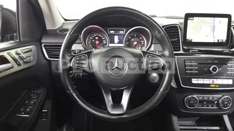 Mercedes-Benz GLE 350 ПОДГРЕВИ/ШИБИДАХ/ФИКСИРАНА ЦЕНА ДО БЪЛГАРИЯ, снимка 6 - Автомобили и джипове - 54998436