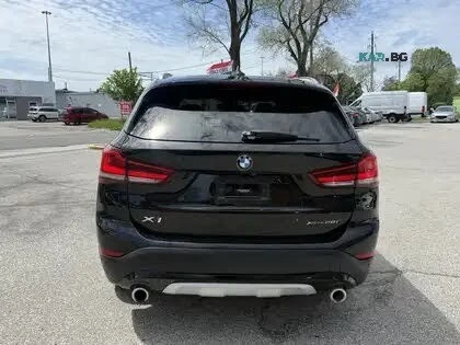 BMW X1 xDrive28i* АвтоКредит* (ЦЕНА ДО БГ), снимка 4 - Автомобили и джипове - 55879532
