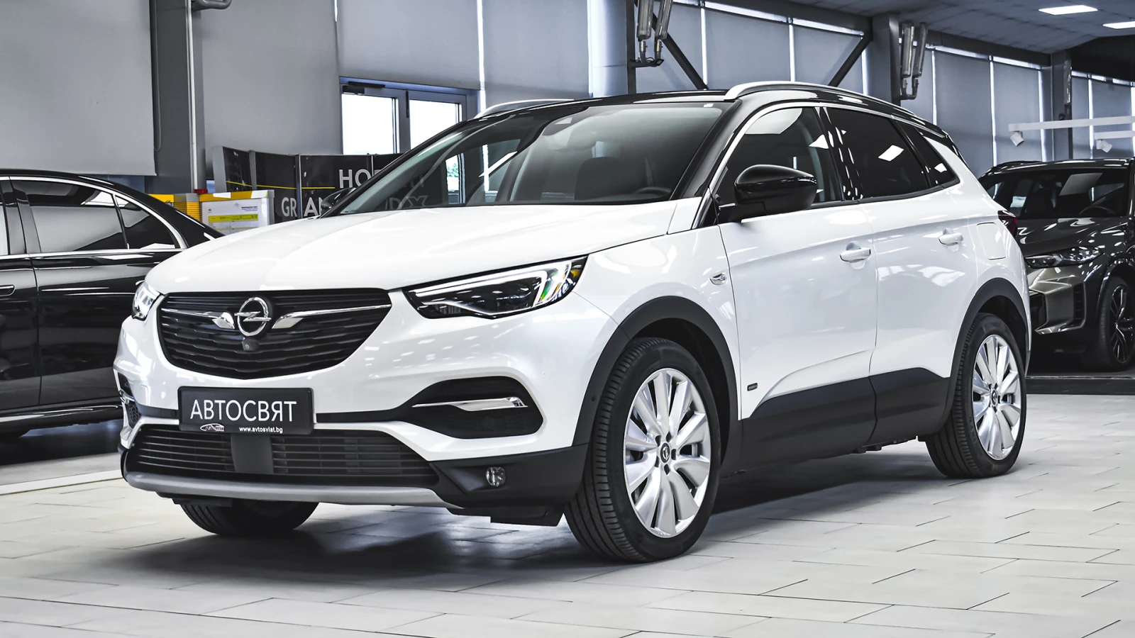 Opel Grandland X 1.6 Turbo Ultimate Plug-in Hybrid4 4x4 Automatic - изображение 4