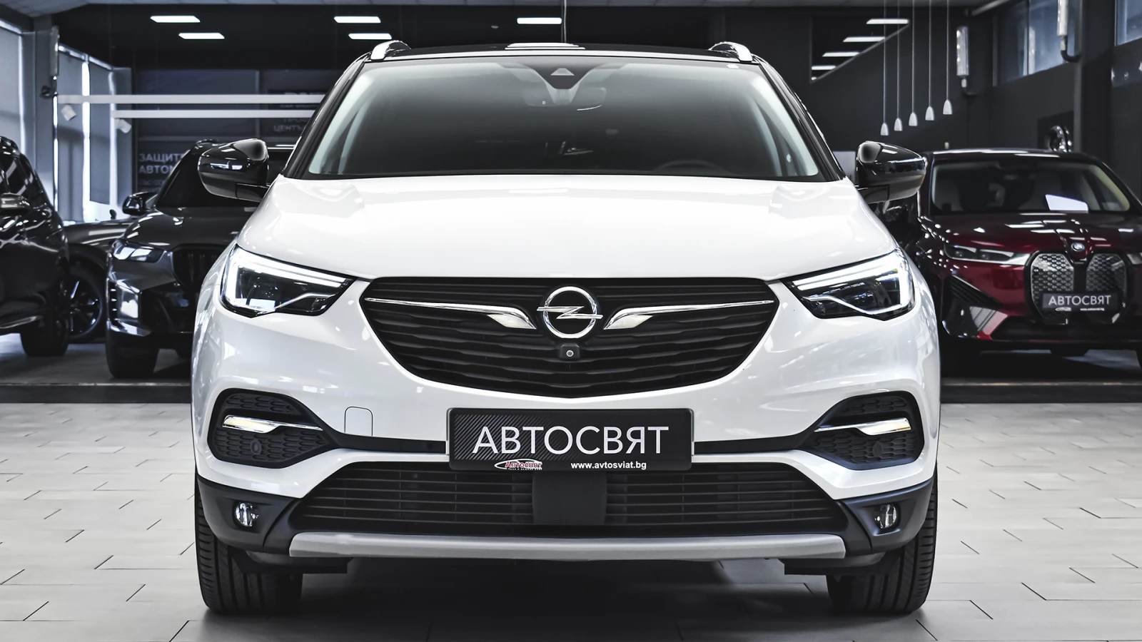 Opel Grandland X 1.6 Turbo Ultimate Plug-in Hybrid4 4x4 Automatic - изображение 2